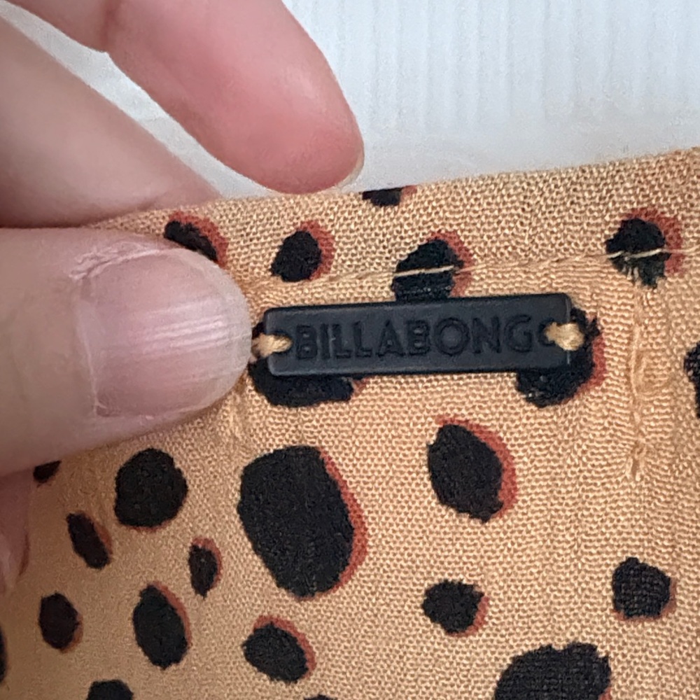 Billabong Tan Leopard Print V-Neck Button Down Long Sleeve Mini Dress - Picture 4 of 5